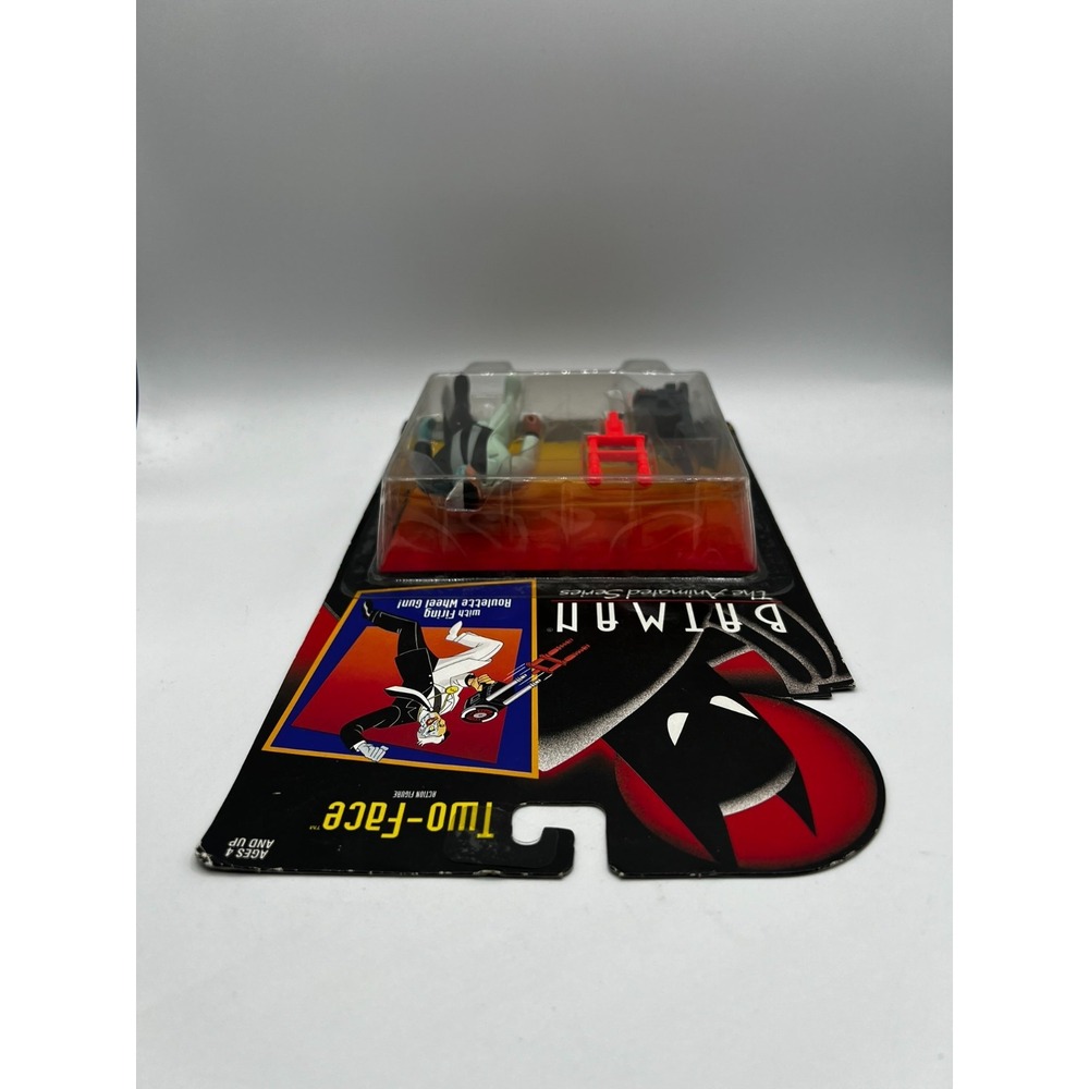 Batman: The Animated Series Two Face Figure 1992 (MOC) READ - Picture 3 of 10